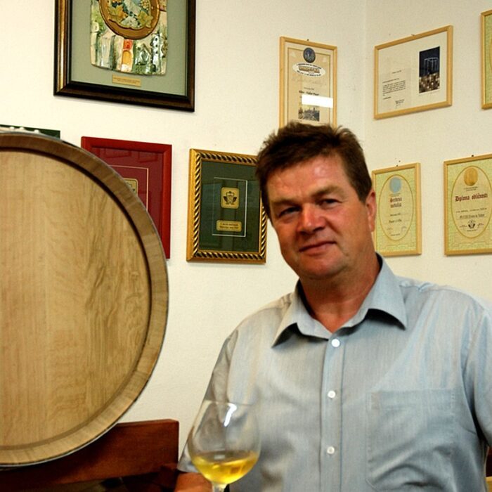 1pucerzvrha wines bewines