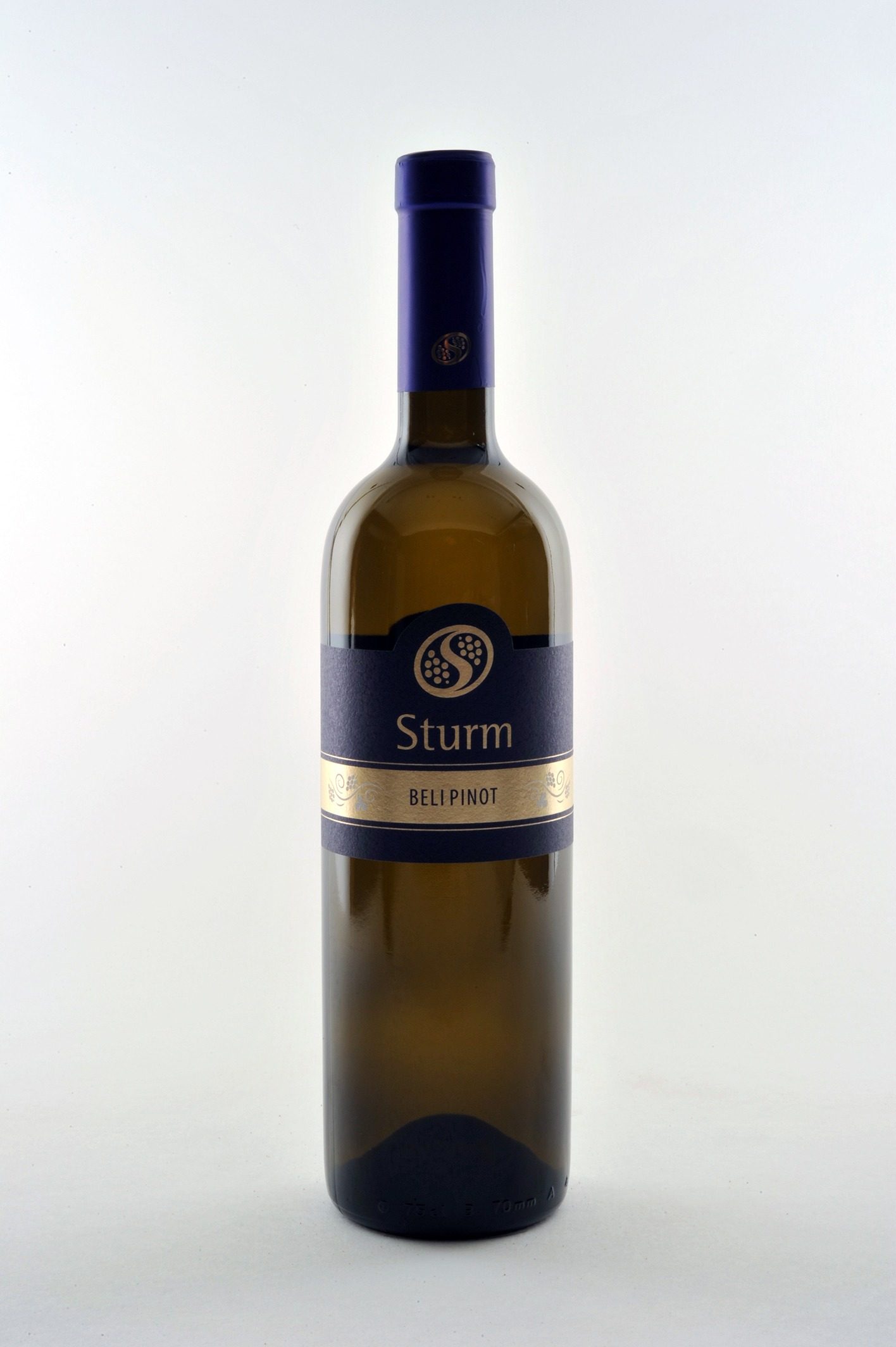 beli pinot sturm be wines