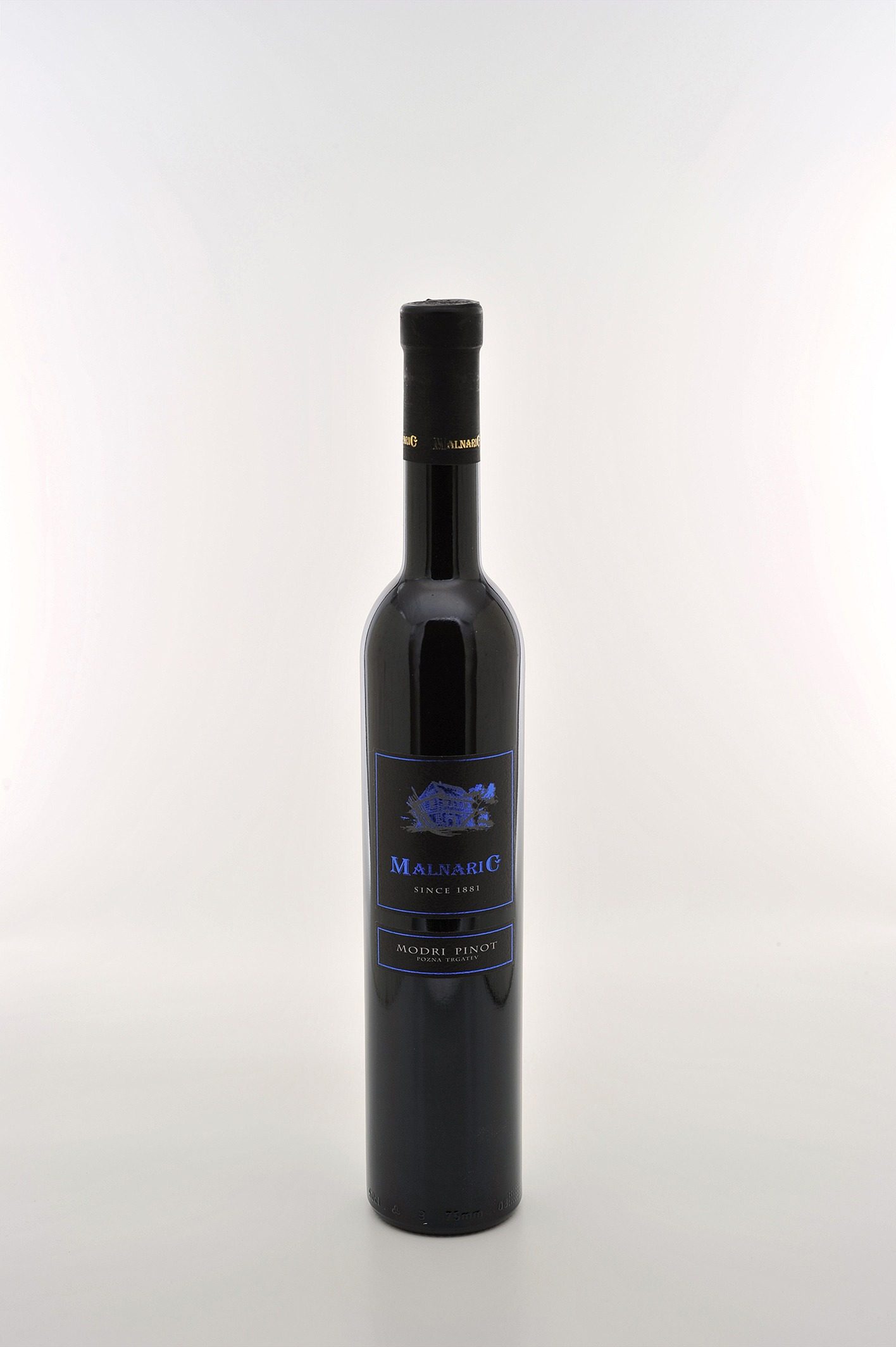 modri pinot pozna trgatev malnaric be wines 1