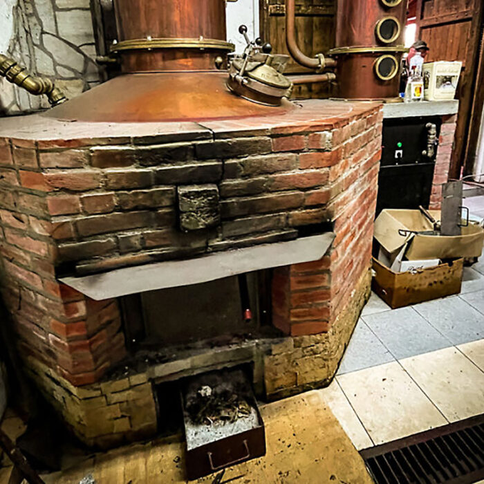 3yebiga distillery bewines