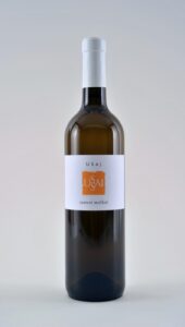 rumeni muskat ussai be wines